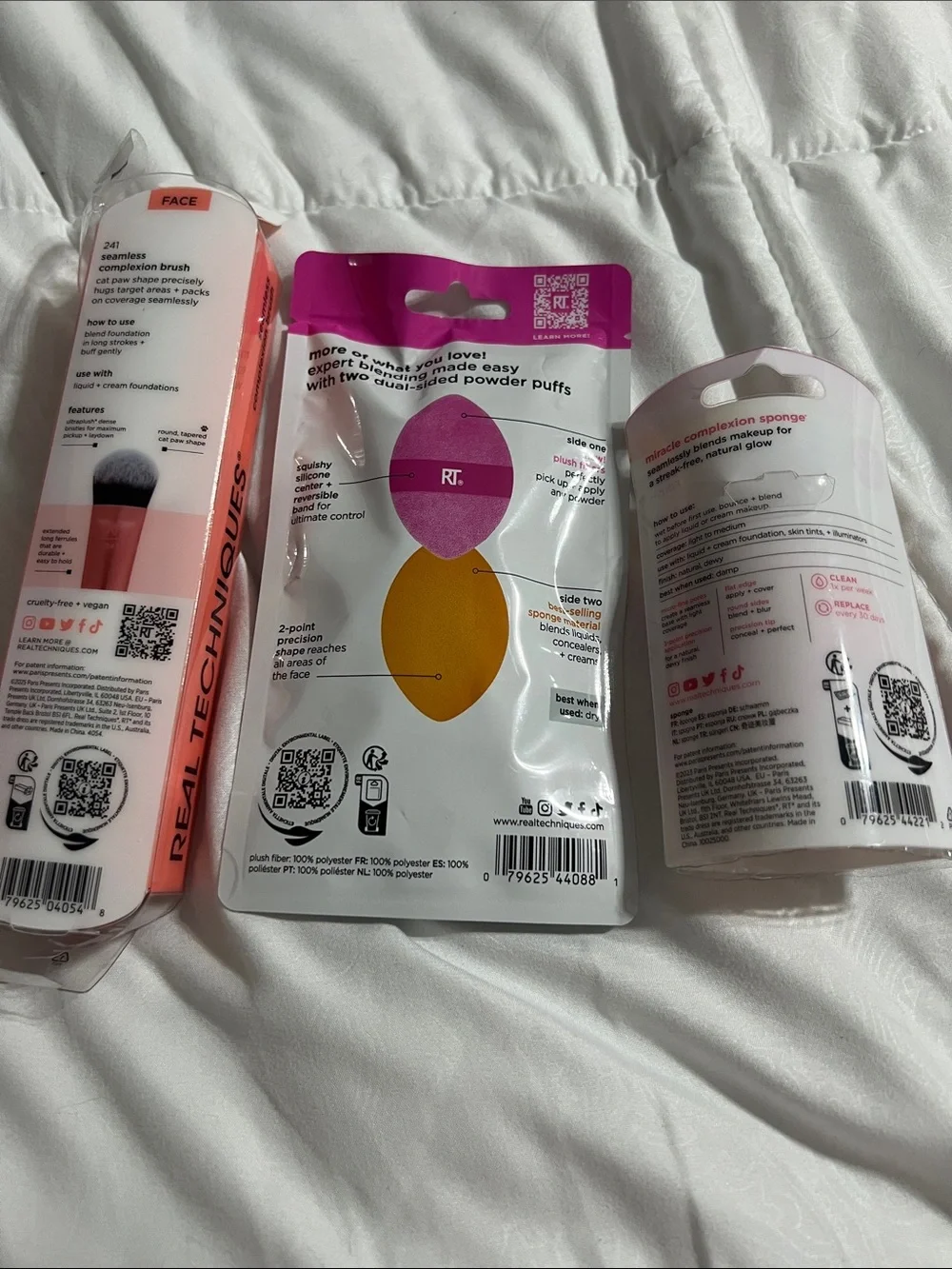 Real Techniques Pink and Orange Makeup Brush & 3-Piece Sponge Set